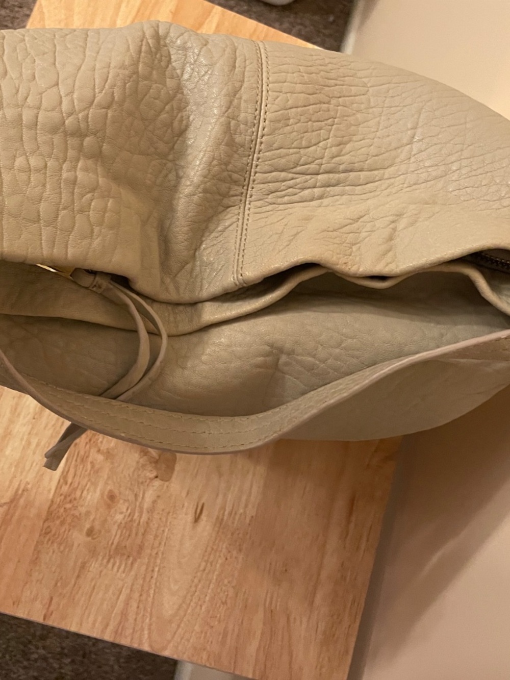 Handbag - Picture 4 of 12
